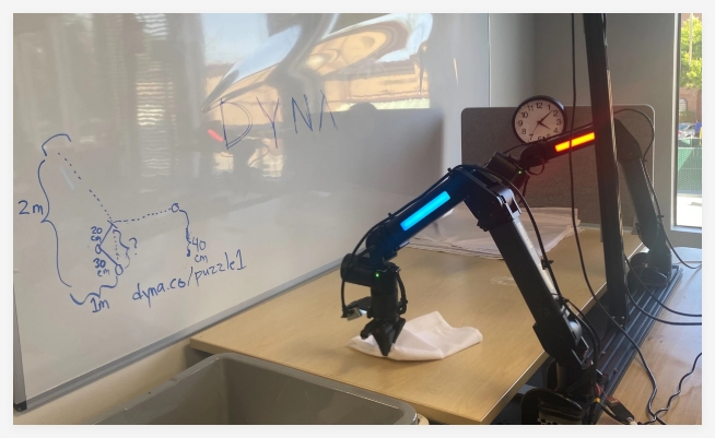 Dyna Robotics推出DYNA-1模型 机器人自主高精度工作将应用多行业