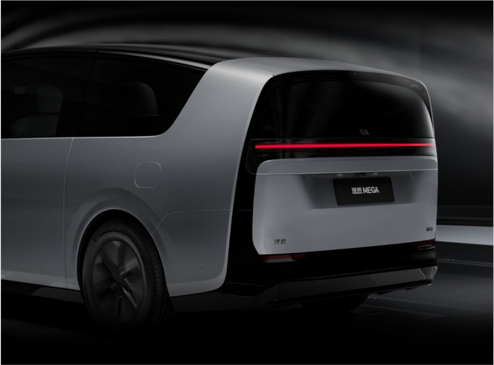 理想汽车OTA7.4更新：MindGPT模型导入 智能座舱及家庭功能全面进化