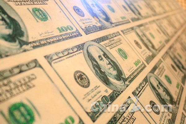 上海16部门出台措施扩服务消费 科技融合+三券赋能消费大模型