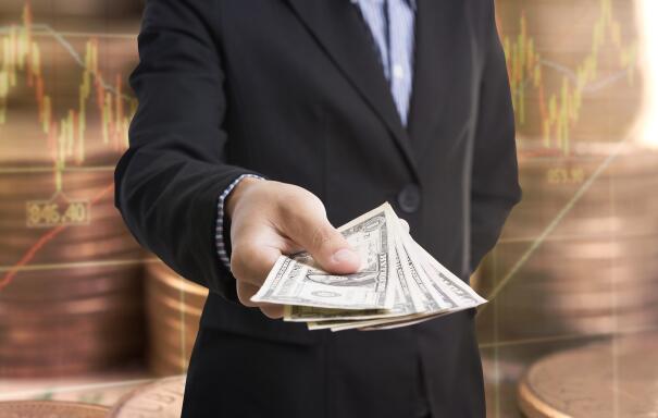 甲骨文Q3财报亮眼 AI驱动效率提升云业务显著增长订单储备足