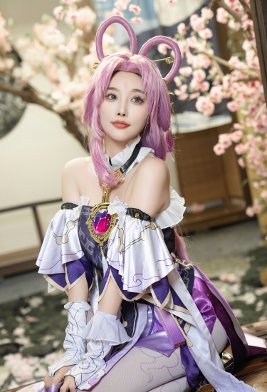 紫霞映樱，仙姿绰约，梦回古风秘境