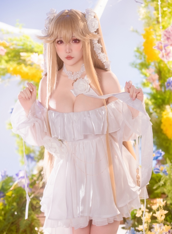 花海中的白裙少女，如诗如画的春日童话