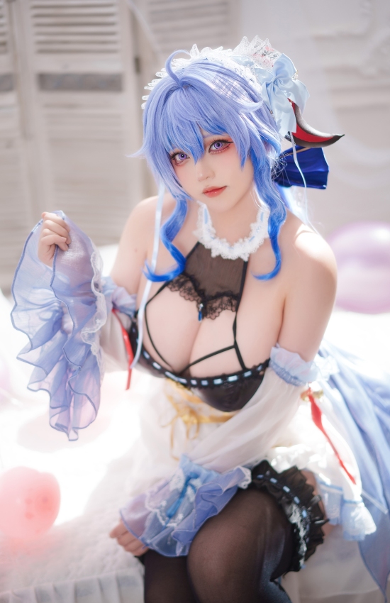 蓝发少女·雾霭轻纱·洛丽塔梦语 甘雨Cosplay
